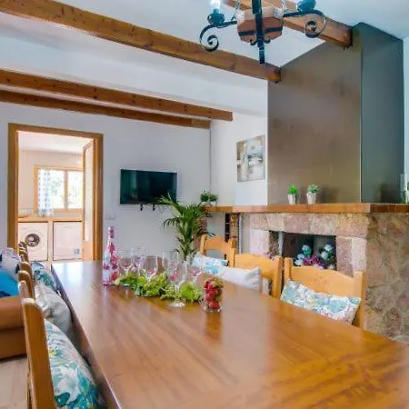 Holiday Sleeps 8 With Pool بيت للعطل بويينسا