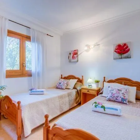 بيت للعطل Holiday Sleeps 8 With Pool بويينسا