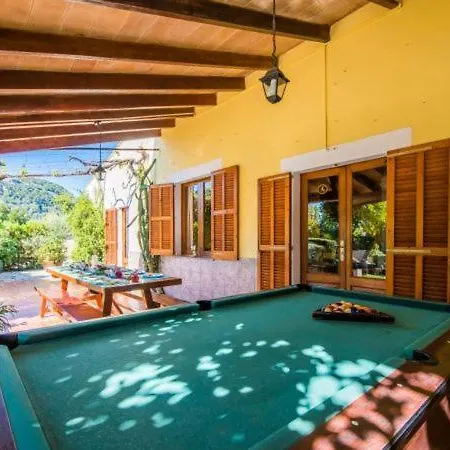 Holiday Sleeps 8 With Pool *