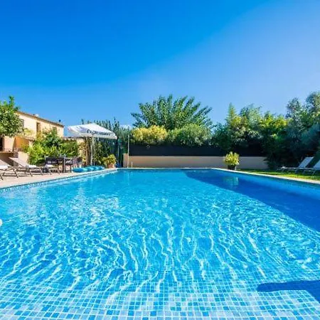 Holiday Sleeps 8 With Pool