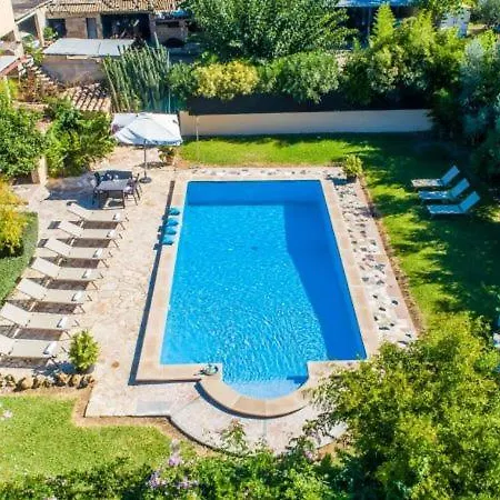 Holiday Sleeps 8 With Pool * بويينسا
